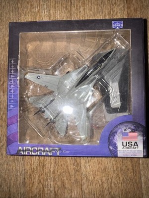 Collector Series Aircraft of Our Time F-14D Tomcat 1:100 Scale New