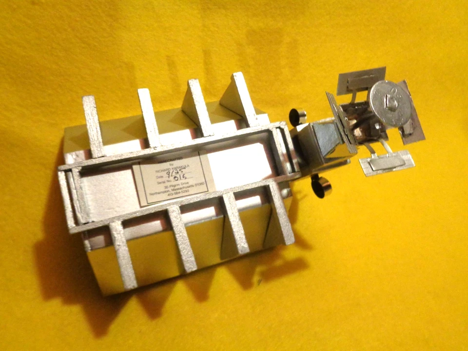 UNIDAD DE LIJADO PERSONALIZADA para camión volquete Tonka State Hi-way Side Foto 3 de 4