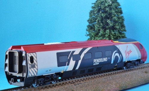 HORNBY VIRGIN TRAIN ALSTOM PENDOLINO DUMMY CAR 69204 DCC READY aus R1155 - Bild 4 von 4