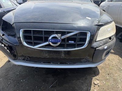 2008-2013 Volvo XC70 Complete Upper Grille Assembly W/ Emblem OEM