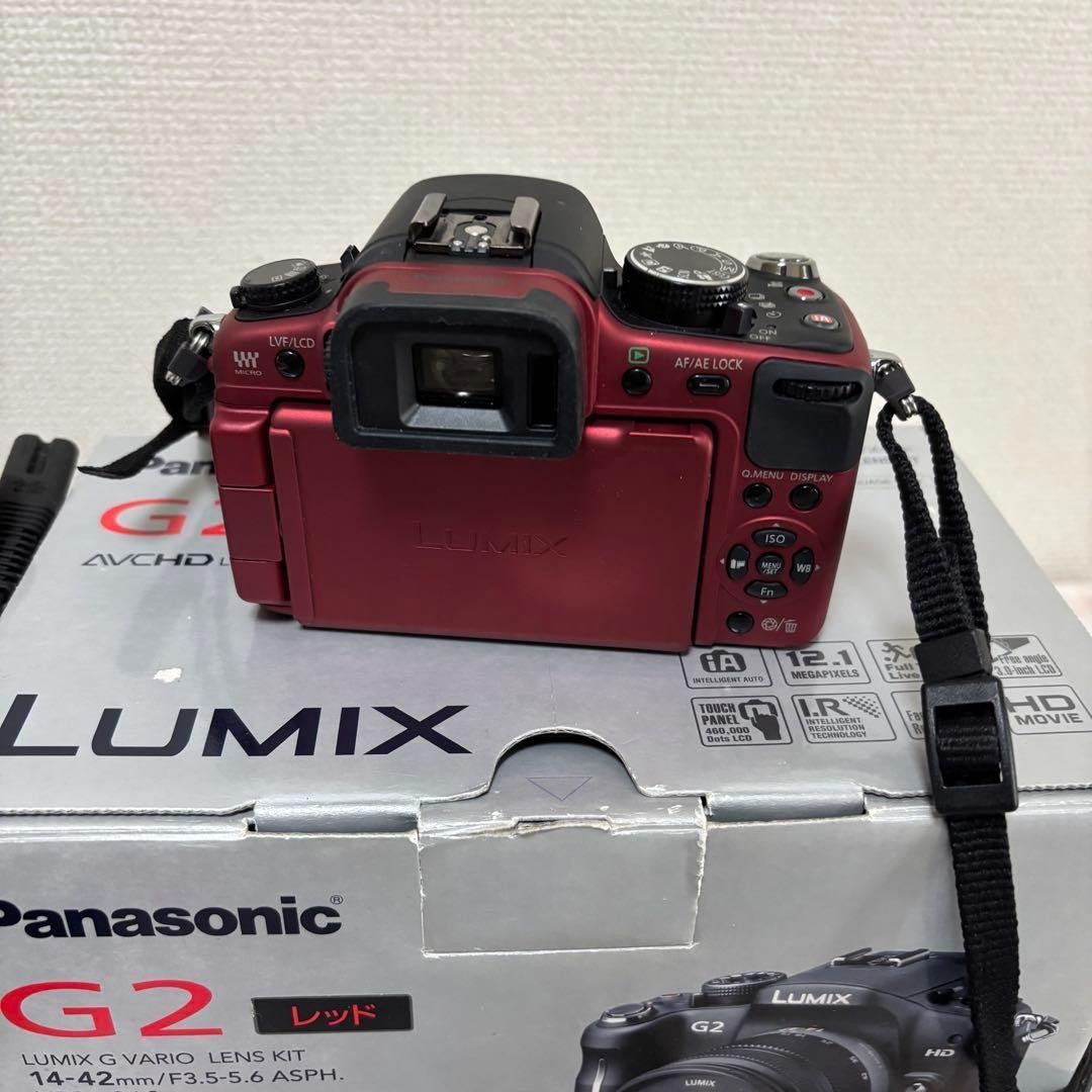 美品/パナソニック Panasonic LUMIX DMC-G2 カメラ レッド Panasonic LUMIX DMC-G2 レンズキット デジタル一眼カメラ