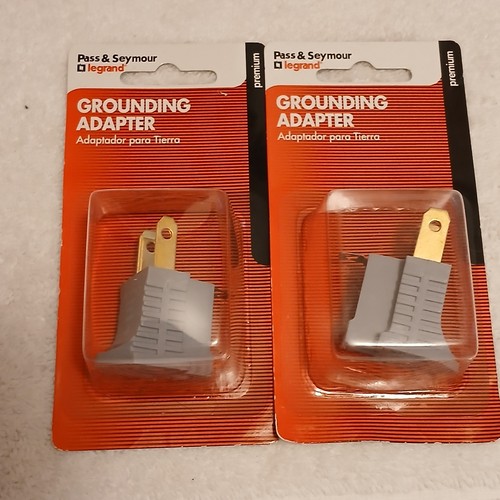 LEGRAND GROUNDING ADAPTER 15A 125V - Picture 1 of 3