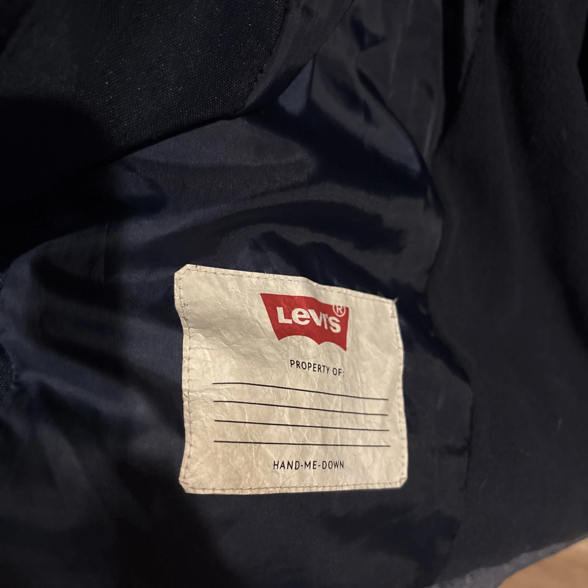 Levi's youth M trucker Puffer Jacket Insulated Full Zip and snap front closure