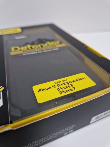 OtterBox iPhone 8 / 7 Case Defender Series Rugged with Screen Protector Black - Picture 3 of 4