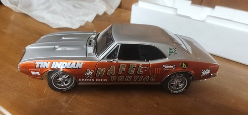 ExactDetail Replicas Tin Indian Pontiac Firebird 400 1:18 New L.E. Bill Knafel - Picture 6 of 11