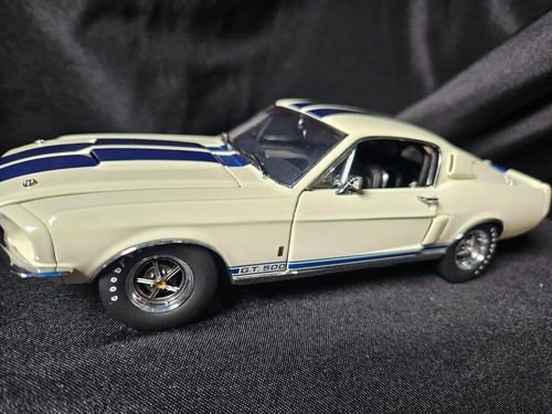 GMP 1967 Shelby GT 500 1:24 Scale Inv. #3955 - Picture 2 of 8