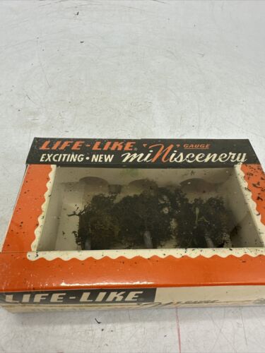 N Scale Life-Like "MiNiscenery" 3 Evergreen Trees S329:100 - Picture 2 of 7