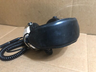 Pioneer SE-50 Stereo Headphones 2 Way With Case Vintage Made Pioneer SE-50 Stereo Headphones 2 Way With Case Vintage Made