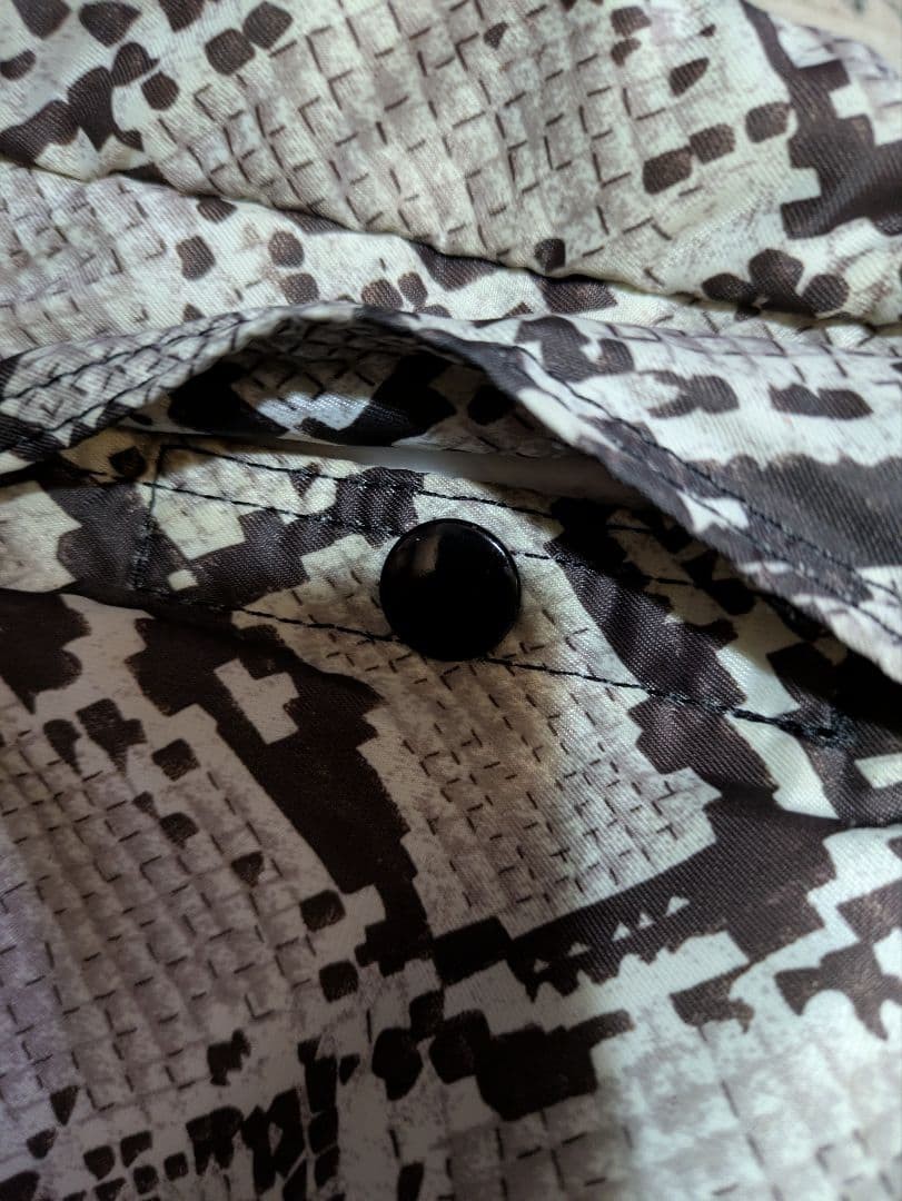 HEADPORTER Python Pattern Body Crossbody Bag Disc… - image 3