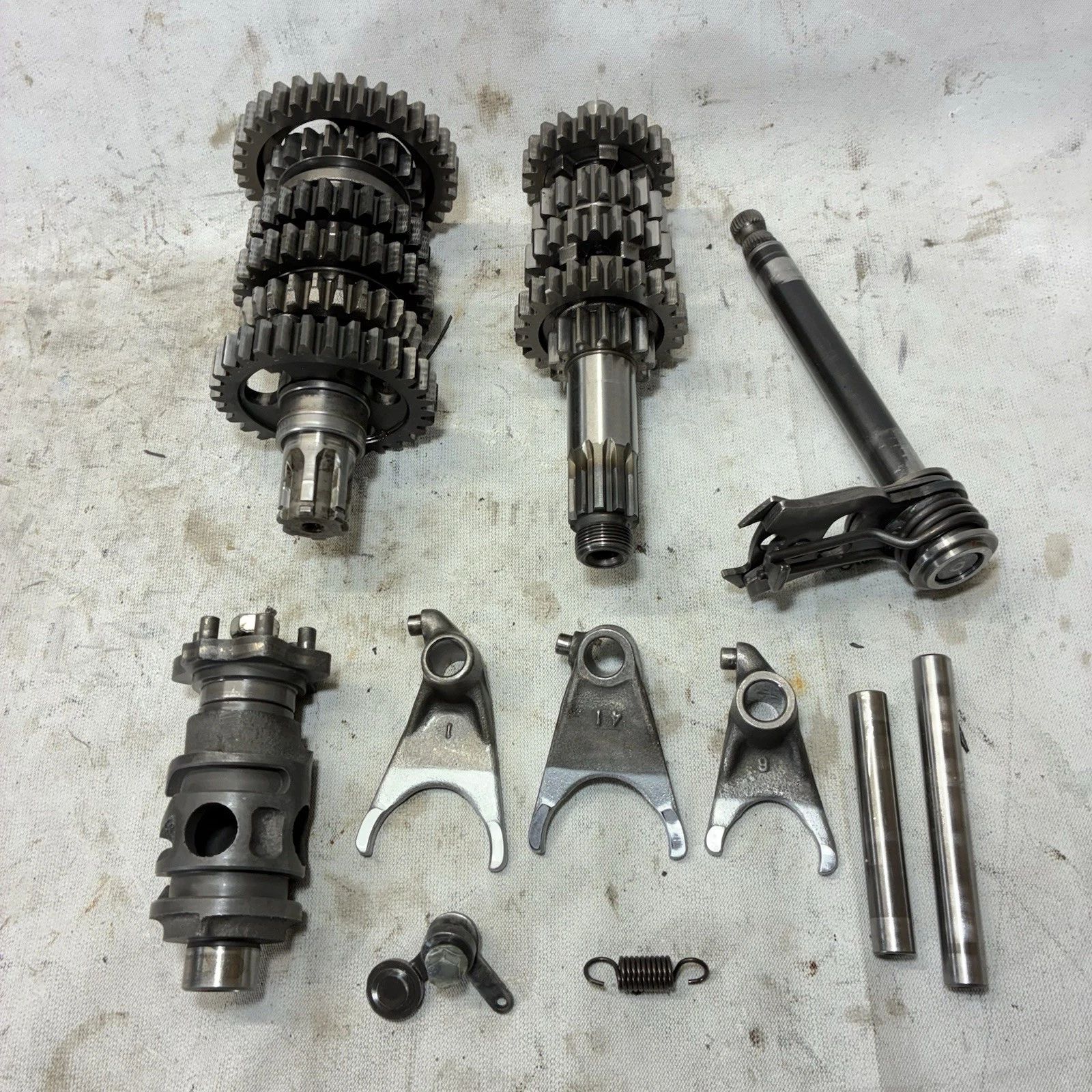 2005 01-13 kawasaki KX85 KX 85 / OEM Nice TRANSMISSION GEAR BOX