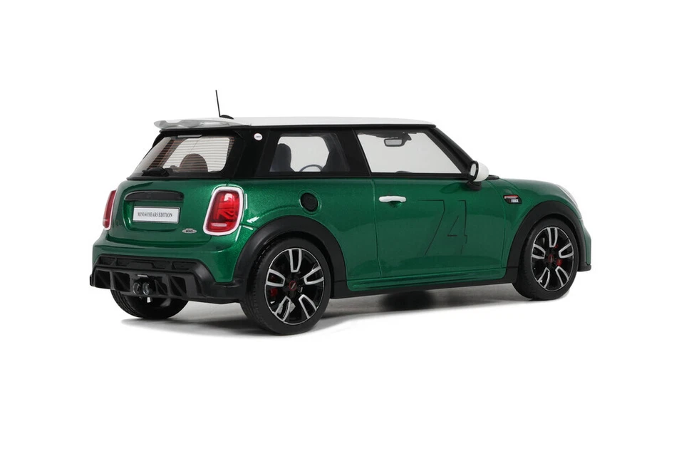 Mini Cooper Clubman F56 JCW 2021 grün Modellauto 1:18 Ottomobile - Bild 2 von 4