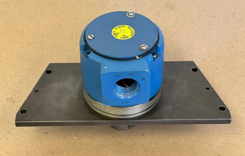 DYNAMICS RESEARCH CORP. DRC ENCODER MODEL 29L-11-B13-625AA, FROM BOSTOMATIC MILL - Picture 9 of 9