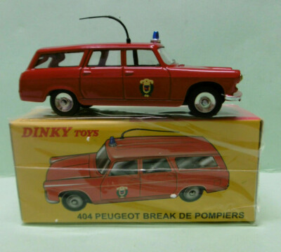 DINKY TOYS COFFRET RENAULT 4L DE LEGENDE avec