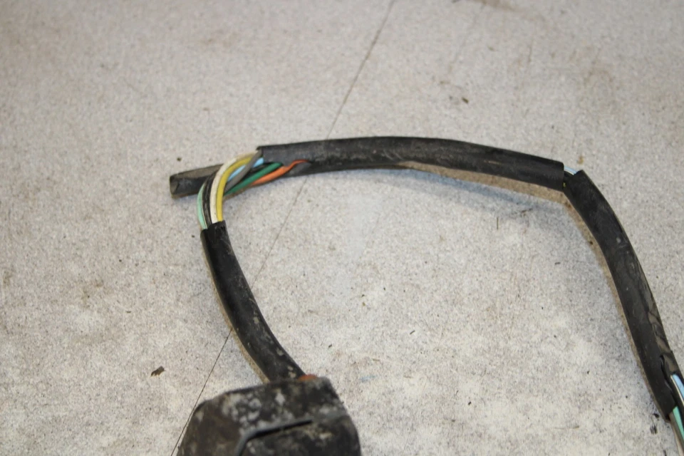 1972 Suzuki GT380 Sebring ПЕРЕКЛЮЧАТЕЛЬ УПРАВЛЕНИЯ ЛЕВЫМ РУЛЕМ H2-2812.ABY - Изображение 3 из 4