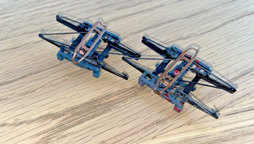 MARKLIN 7218 TRACK HO PAIR OF SCISSOR ROOF PANTOGRAPHS  - USED - Picture 5 of 5