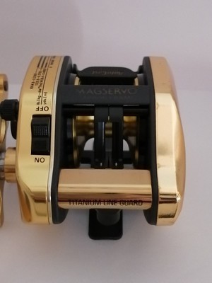 Daiwa PHANTOM EX-20 MAGSERVO ゴールド 右巻き 【公式通販】
