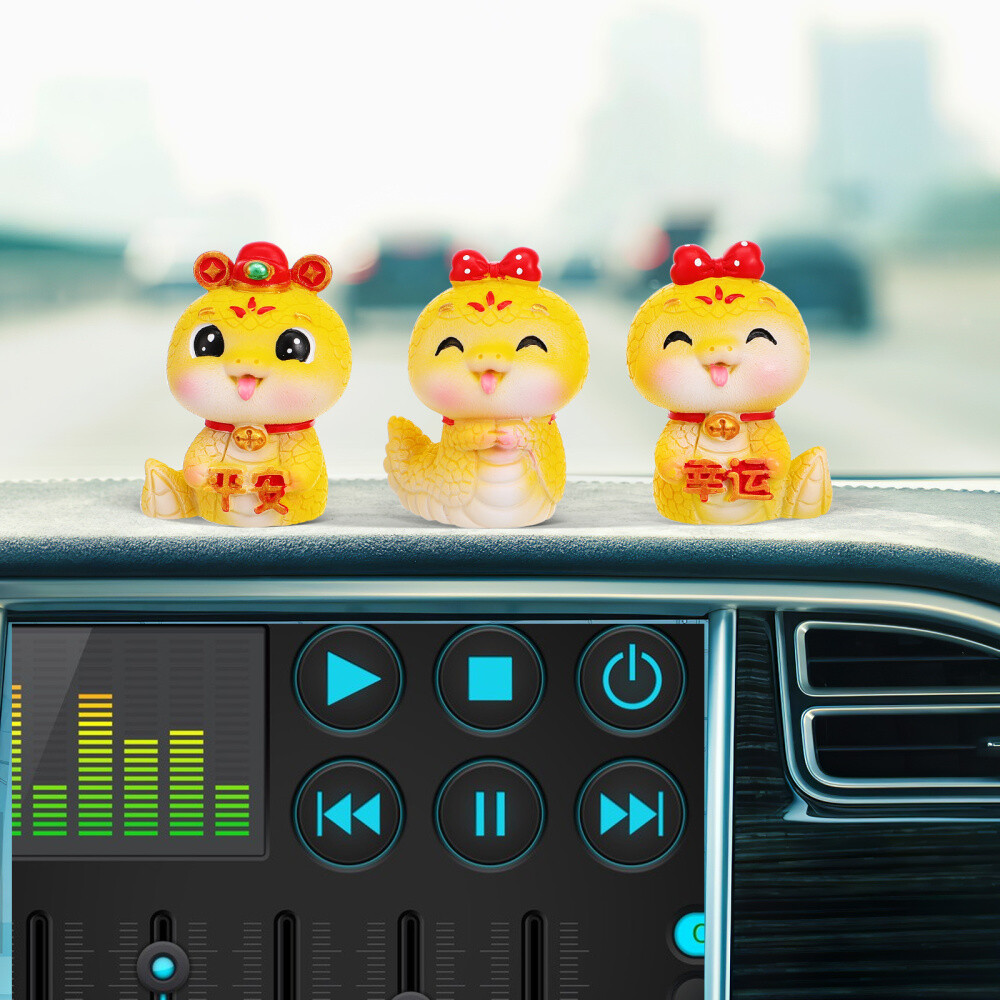 3 Pcs Cute Statue Decor Mini Snake Figurines Shaking Head Trinket