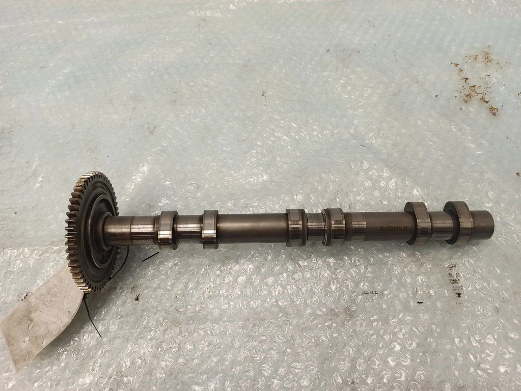 Mercedes-Benz R W251 2011 3.0 Diesel 195kW Camshaft A64209 