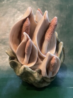 Vintage Limited Edition HARMONY KINGDOM  Peace Lily  #HGPL Piece Lily 3 inches