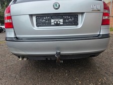 Hinten Stoßstange Skoda Octavia Mk2 (1Z) 2007 Stoßfänger Silber 9156 RVP23772