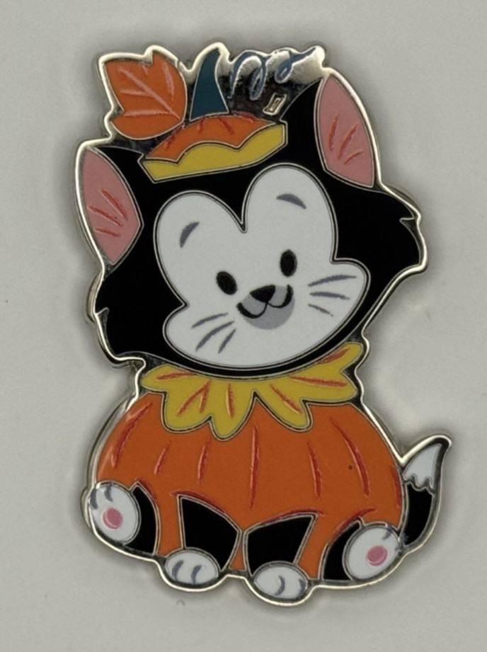 Figaro Dressed as Pumpkin Cats & Dogs Halloween Costumes Mystery Collection