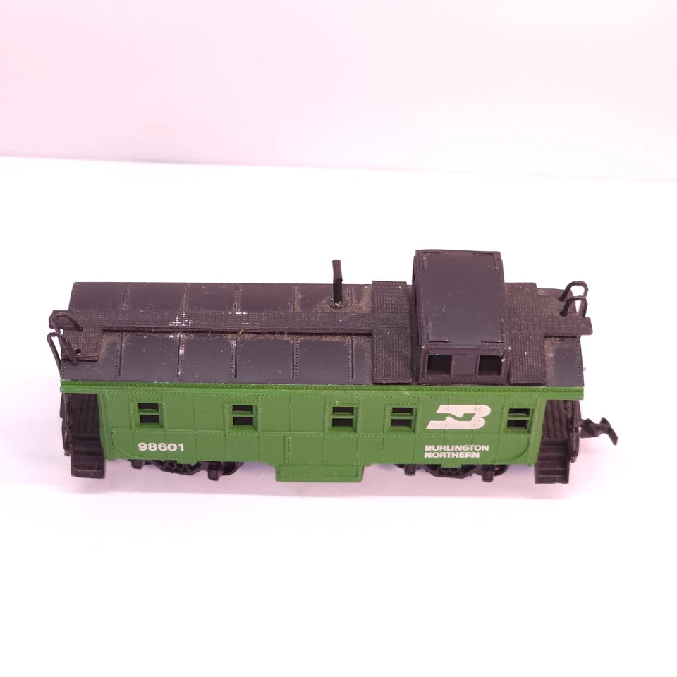 Lionel HO Scale "Burlington Northern" 98601 Freight Train Caboose Car - Image 2 of 4