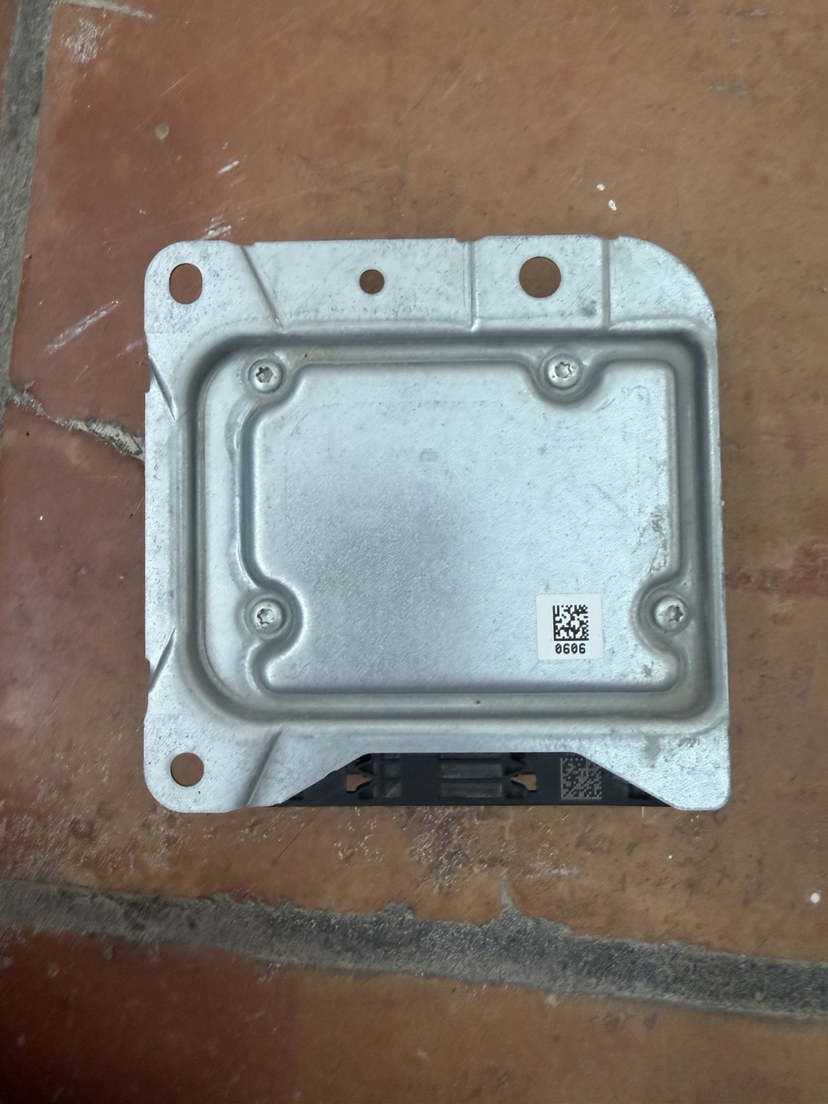 Maserati Ghibli 2017 Airbag control module P/N 670036911