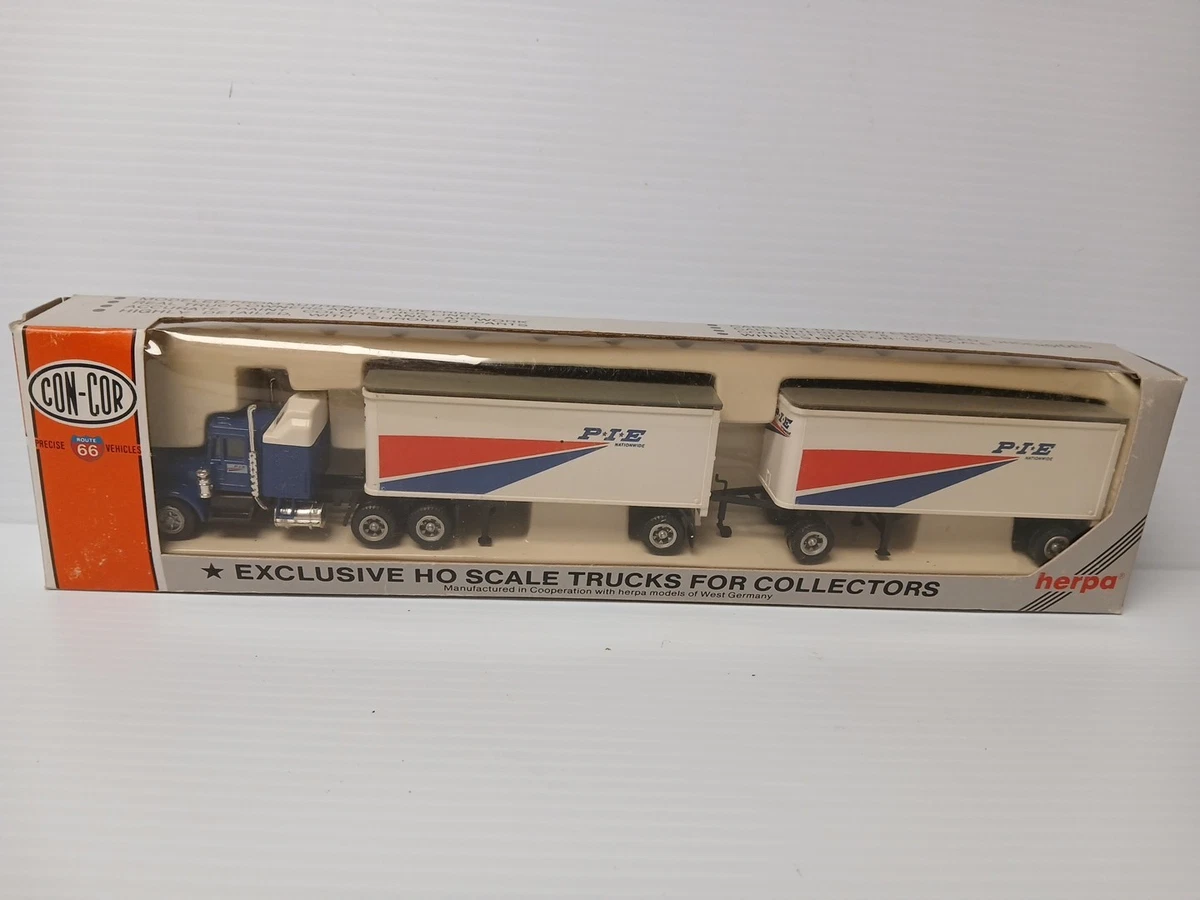 25+ Con-Cor Plastic Contemporary Manufacture Diecast Cars, Trucks