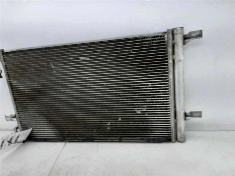 Condensador de CA para Cadillac XTS 13-19 23305638 Foto 2 de 4