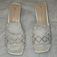 Betsey Johnson Ivory Rhinestone Slide Heels Open Toe Slip On Women  s 9 M