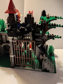 Vintage Lego Lot Dark Dragon Den 6076 Skeleton Surprise 6036 Magic Shop 6020 