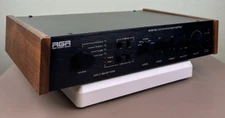 ROBERT GRODINSKY RESEARCH (RGR) MODEL FOUR STEREO PREAMPLIFIER COOL
