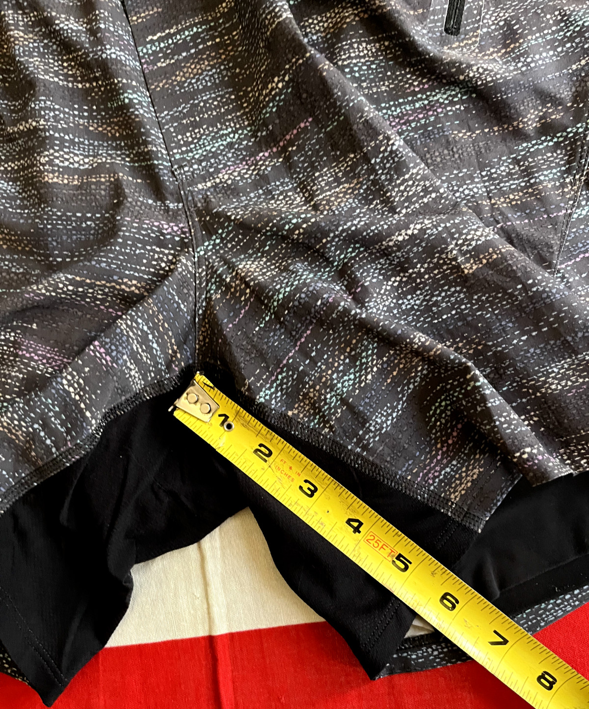 Lululemon Gray Shorts Texture Pattern Compression… - image 11