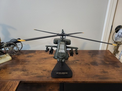 #ad Boeing AH 64 Military Apache Helicopter Mahogany Desk 1:32 Model Aircraft Decor $119.99