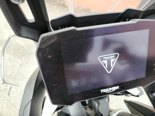 Triumph Tiger 900 GT Pro - Picture 7 of 13