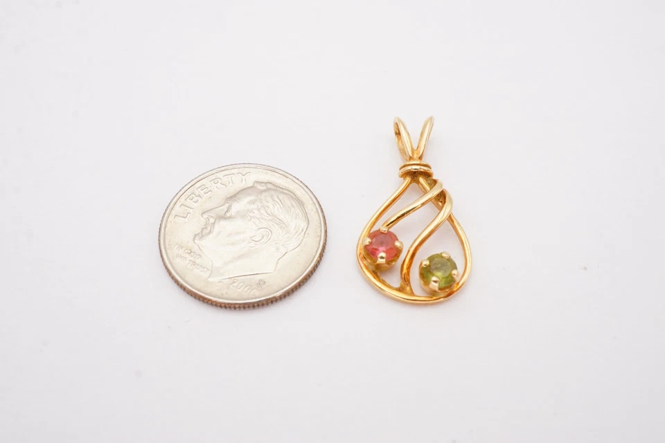 14k Yellow Gold Peridot Tourmaline Pendant - Image 2 of 4