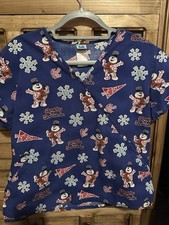 Frosty The Snowman Scrub Top Womens M Medium V-Neck Medical Christmas Pockets