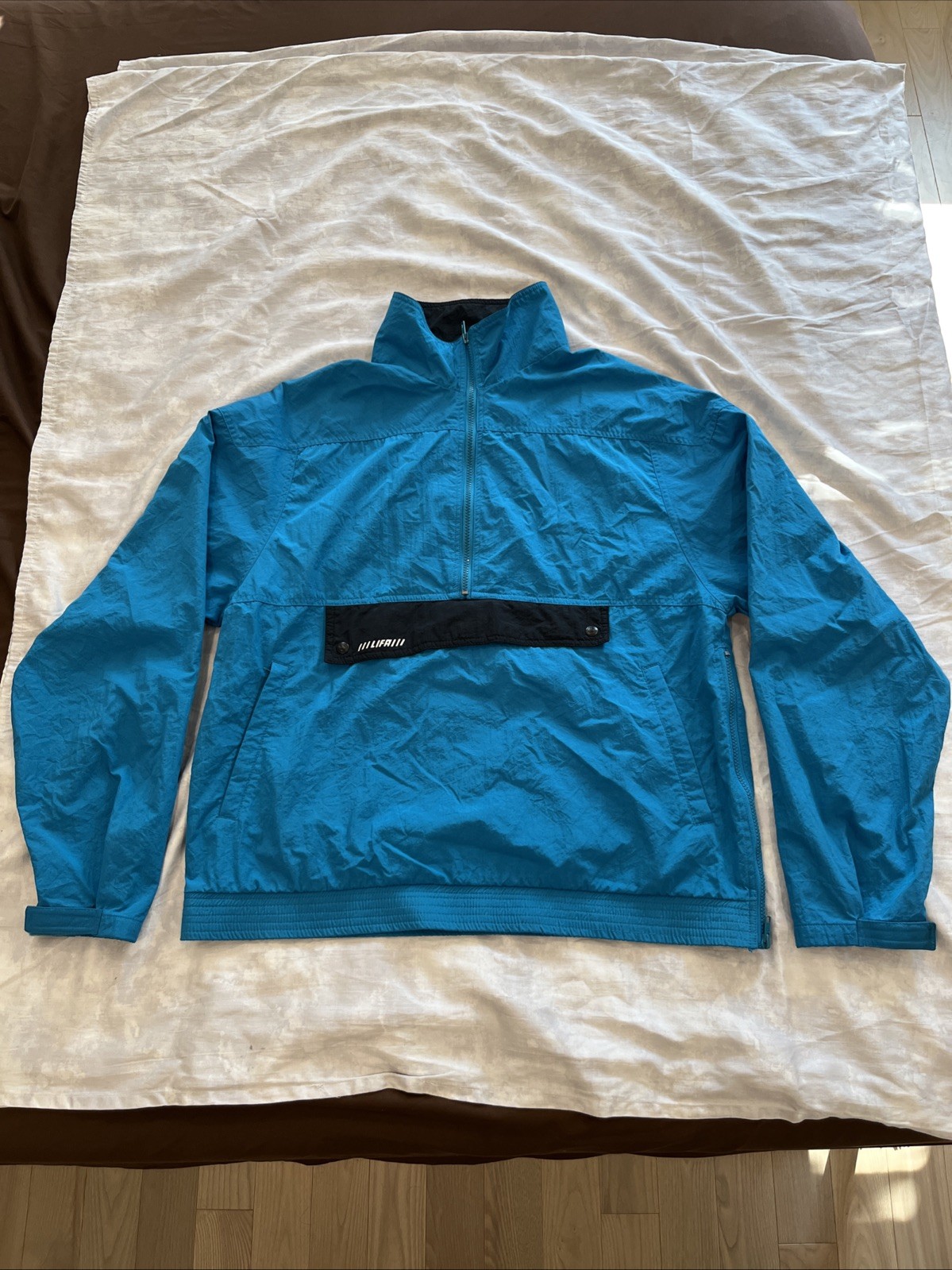 Vintage Helly Hansen Medium Nylon Shell Jacket Wi… - image 1