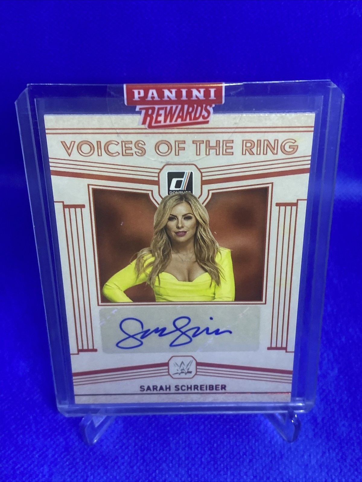 2023 Panini Chronicles WWE Voices of the Ring Signatures Sarah Schreiber Auto
