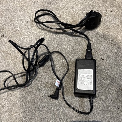 NEU Roland PSB-1U 9V Netzteil Adapter für SPD, Juno, HPD, Fantom mit PowerCabel