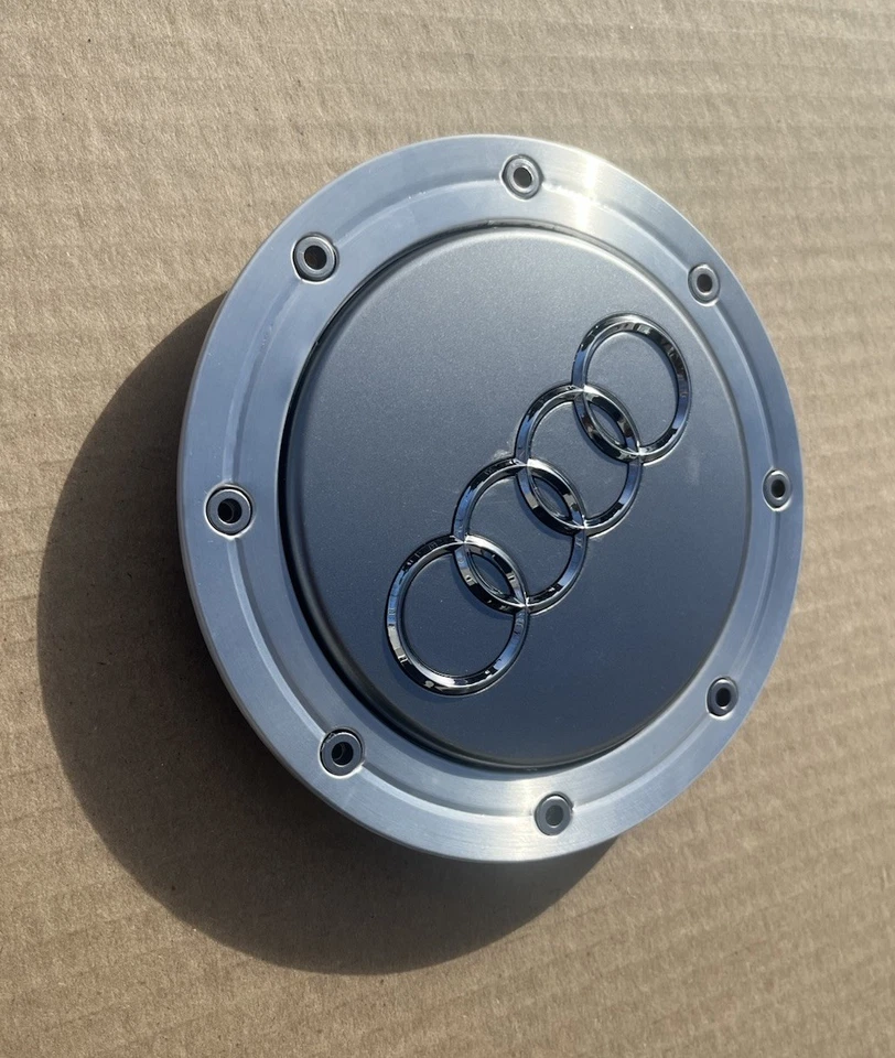 Оригинальный центральный колпак колеса Audi 4B0601165A 4B0 601 165 A A4 1998-2001 годов выпуска - Изображение 2 из 4