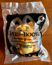 MCDONALDS HAPPY MEAL TOY 2011 PUSS IN BOOTS CUTE EYES 4 DREAMWORKS TOY
