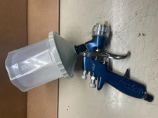 Devilbiss FLG4  Gravity Feed HVLP Paint Spray Gun w/ 1.5mm Nozzle and kit