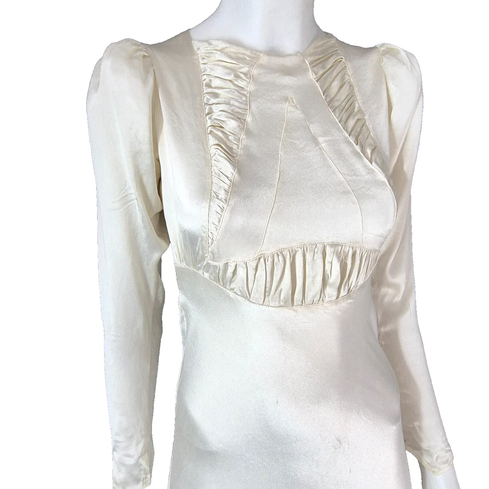 Vintage 1930's Wedding Dress Ivory Satin Slinky Bias Cut Long Sleeve Train - Image 4 of 4