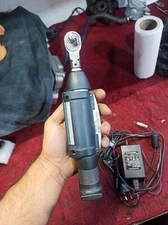 Tohnichi Model CEM20N3X10D-G Digital Torque Wrench