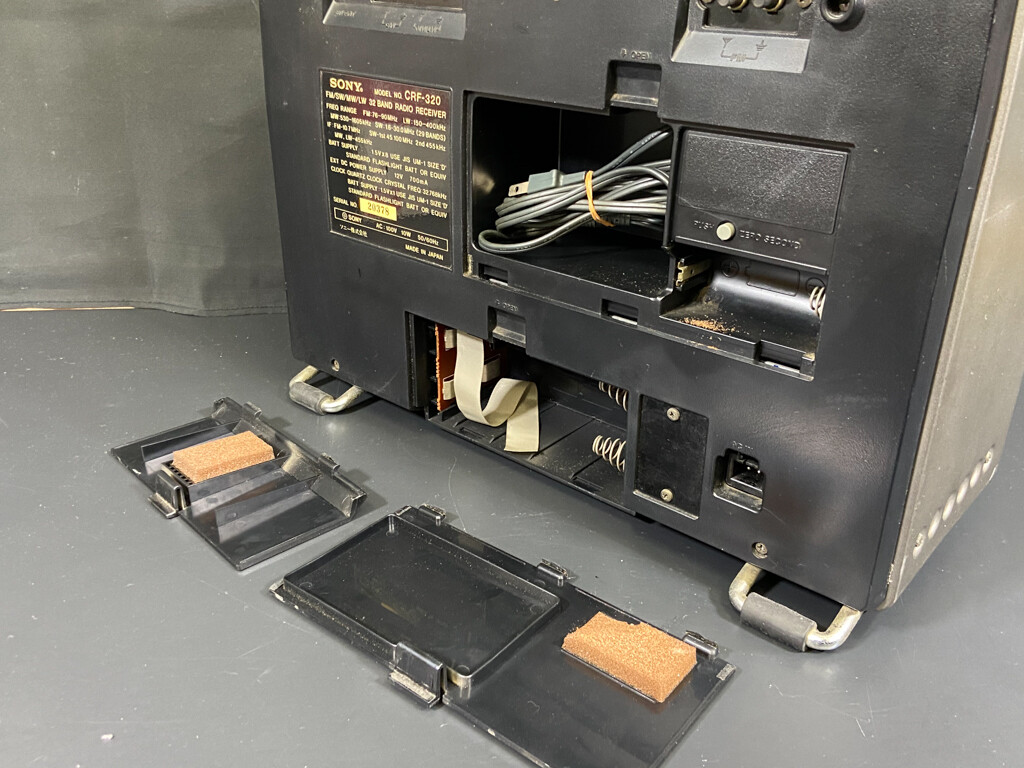 □SONY WORLD ZONE CRF-320 BCLラジオ FM/SW/MW/LW 短波ラジオ