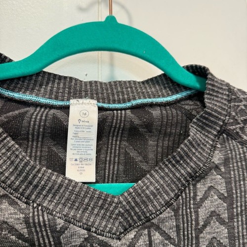 Ivivva by Lululemon Girls Charcoal Gray Glacier Air Long Sleeve Athletic Top 14 - Picture 3 of 6