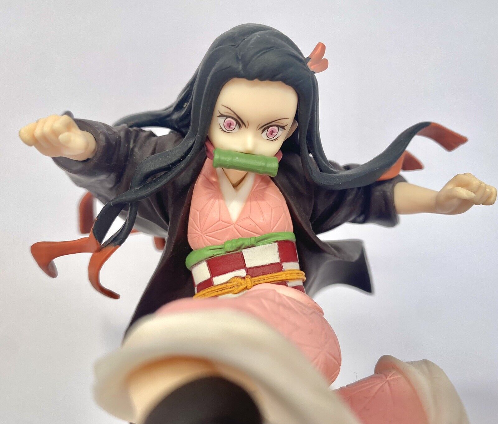 Boneco Demon Slayer Kimetsu no Yaiba Nezuko Kamado Vibration Stars  Banpresto Bandai