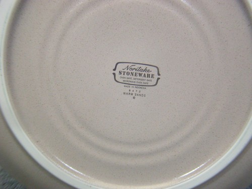 6 NORITAKE STONEWARE WARM SANDS 10-3/8" DINNER PLATES - Picture 4 of 19