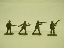 Vintage Miniature 2" Soldier Action Figures